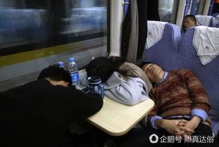 成人吃饭时犯困吗视频,成人吃饭时犯困的惊人真相